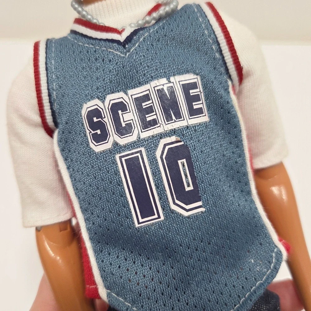 VTG 2003 Barbie My Scene SUTTON Doll Mattel #B6693 Pants Shoes Shirt Jersey